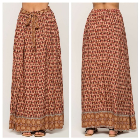 Dresses & Skirts - Maxi Skirt